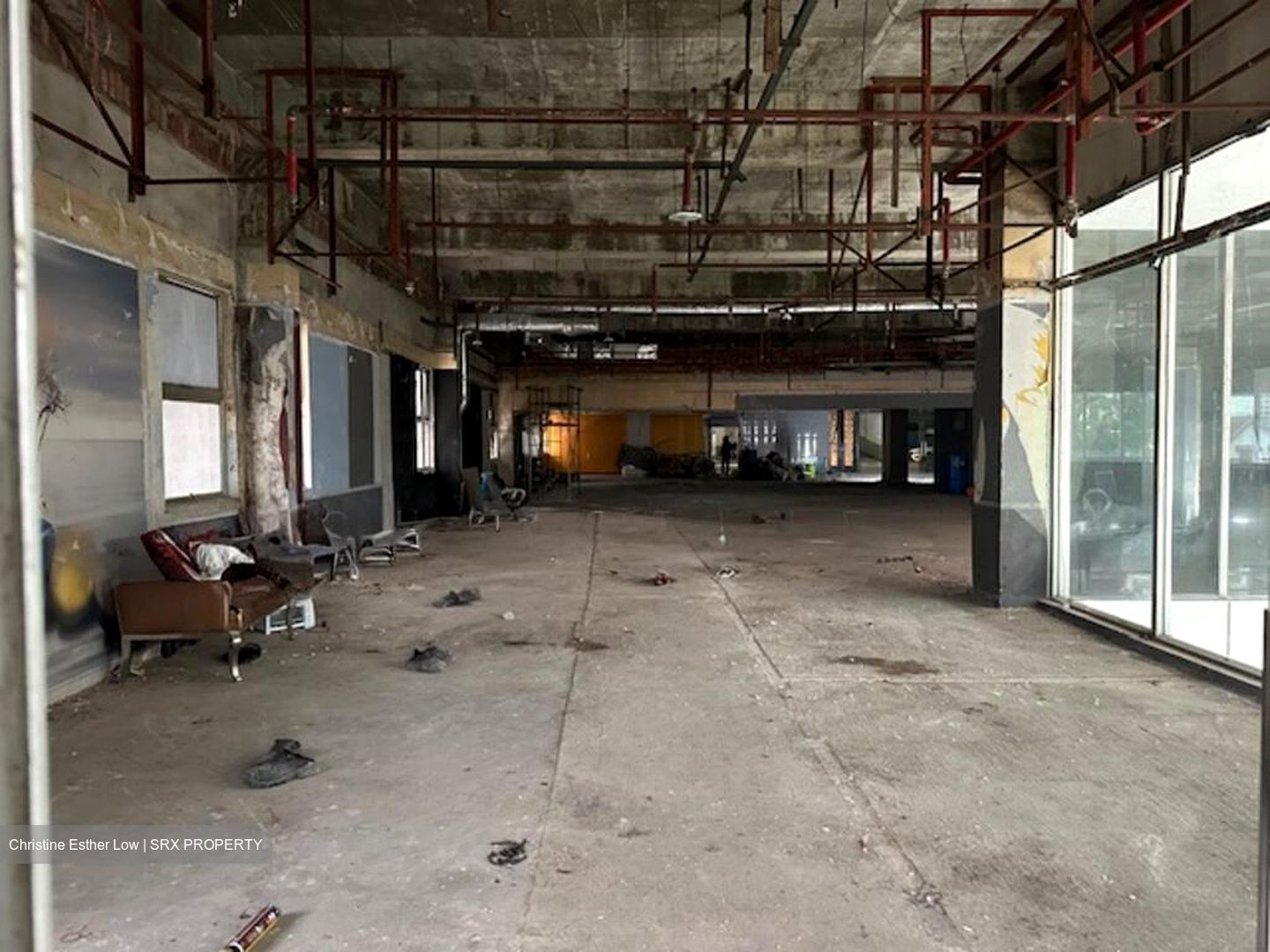 Compassvale Cape (D19), Retail #570036041